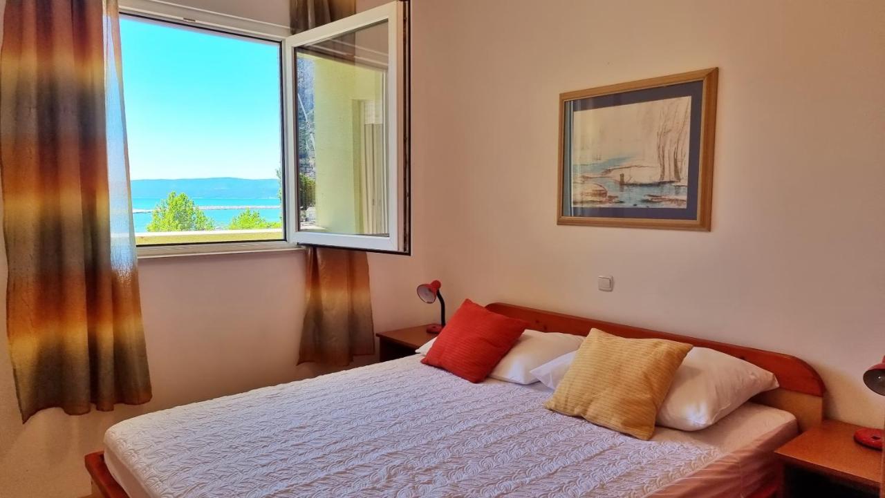 Apartment Cesarica Omis Exterior photo