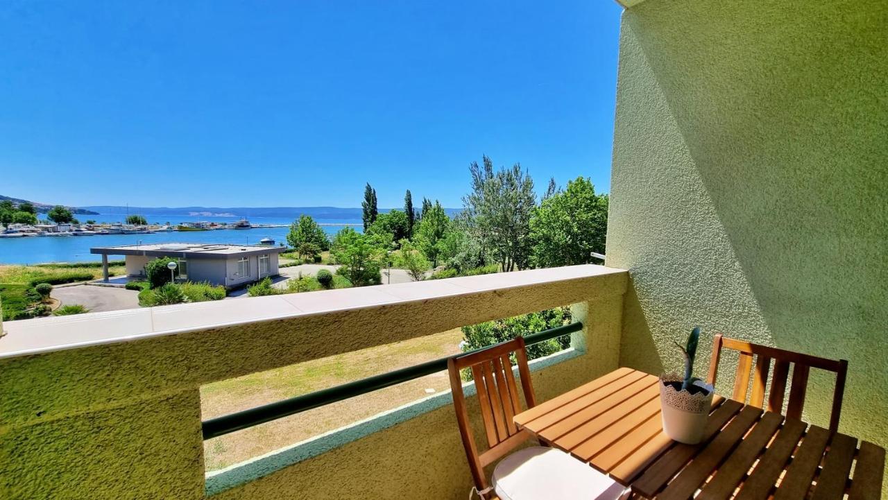 Apartment Cesarica Omis Exterior photo